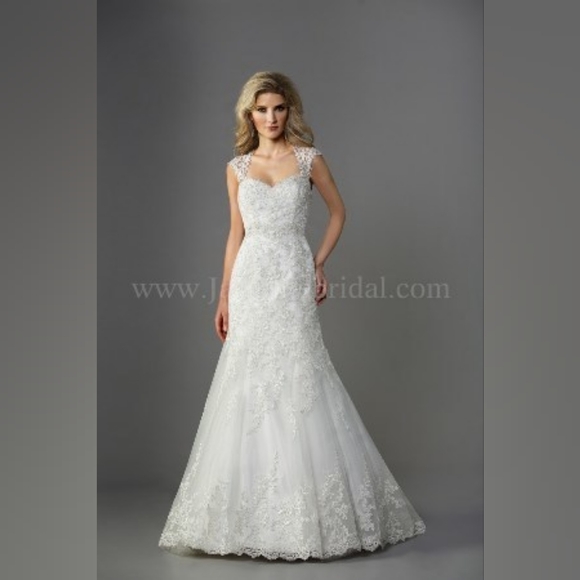 Jasmine Dresses & Skirts - Jasmine Collection Ivory A Line Altered Wedding Gown